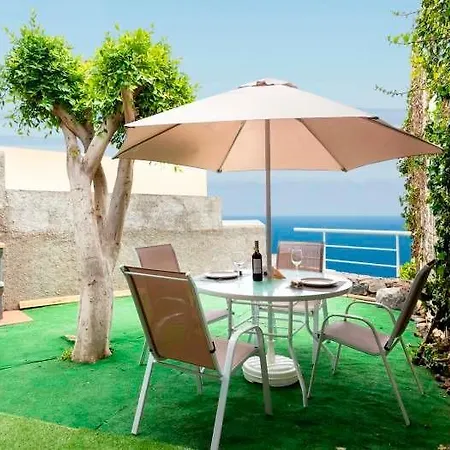 Modernes Ferienhaus Mit Pool - F7198 - #93069
